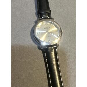 Eiger unisex fashion watch with a black faux leather strap #335
